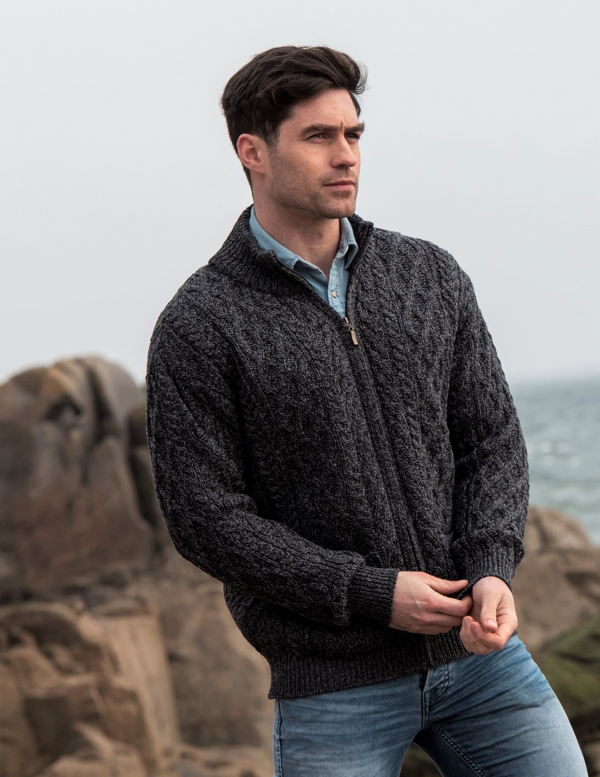 cardigan-en-laine-544jmv.jpg