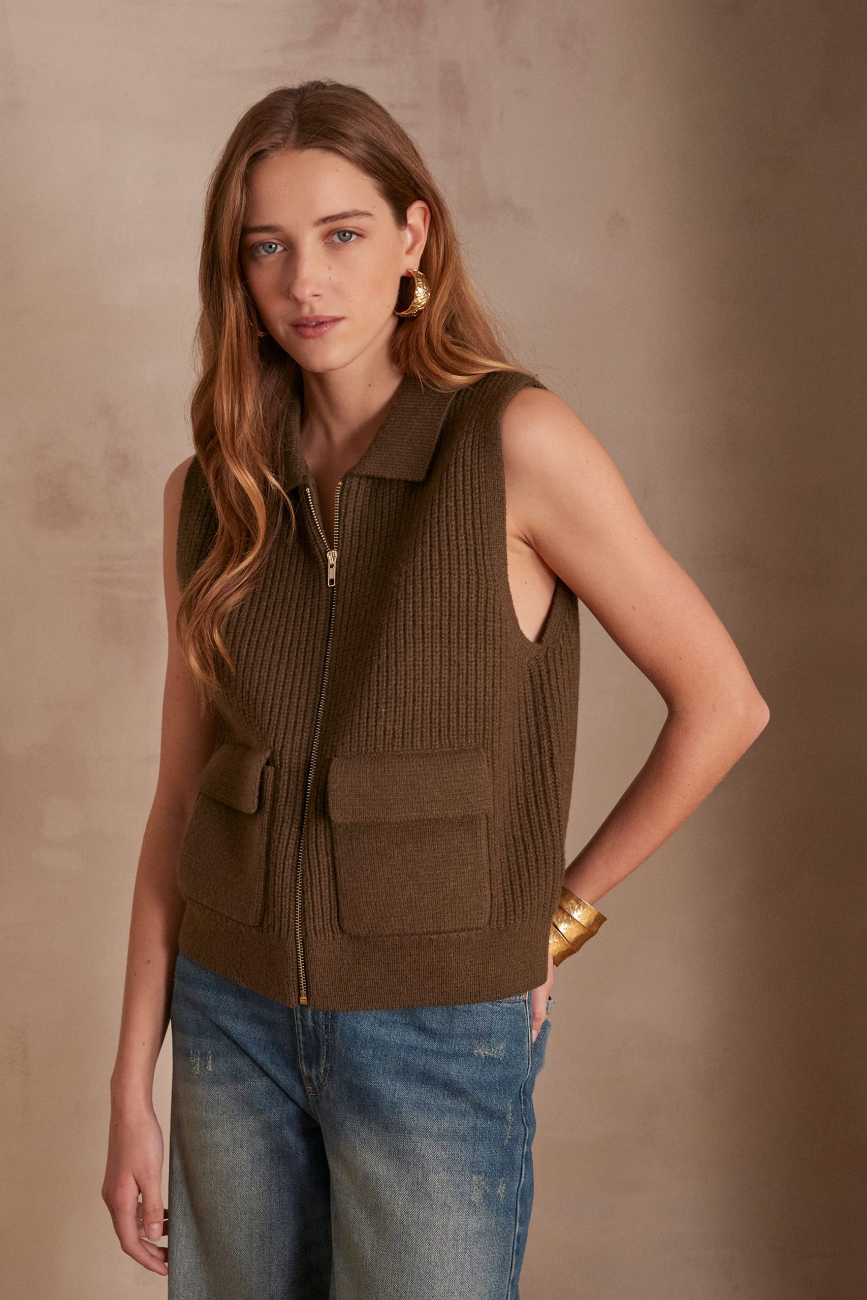 gilet-laine-sans-manche-958zyr.jpg