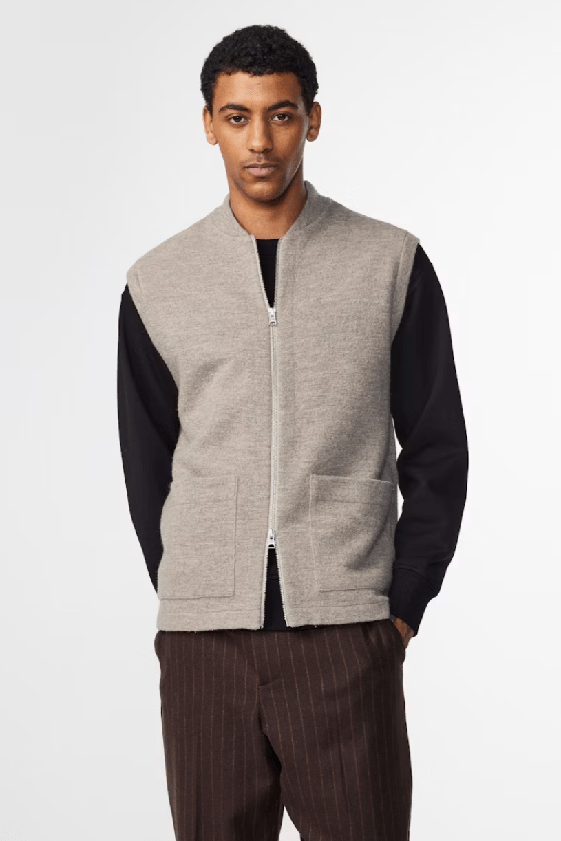 gilet-sans-manche-laine-039hzk.png