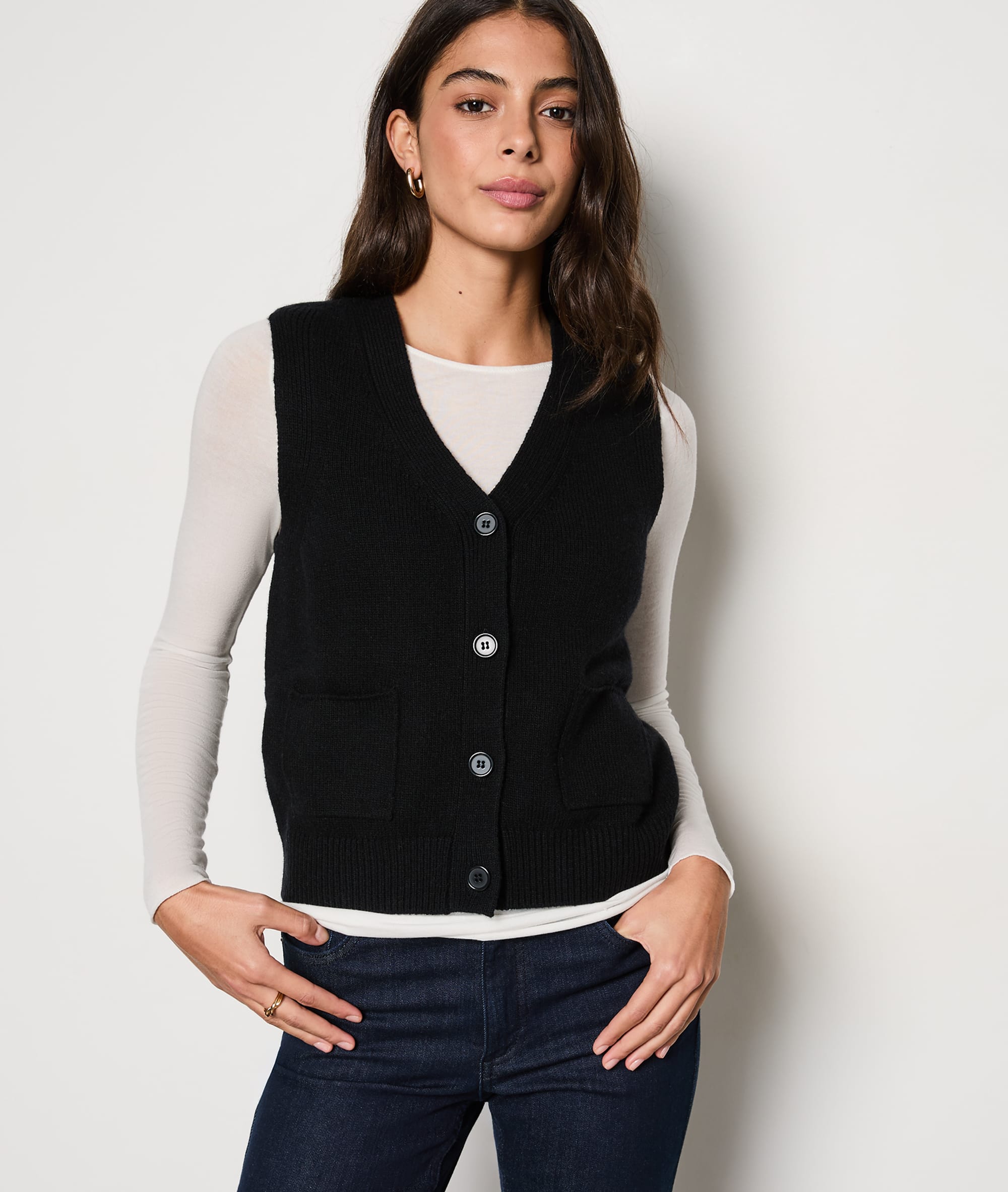 gilet-sans-manche-laine-897jtg.jpg